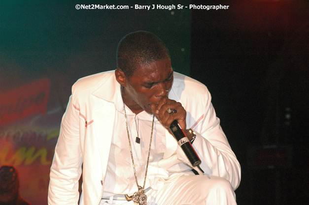 VYBZ Kartel - Explosion - Red Stripe Reggae Sumfest 2007 - Thursday, July 19, 2007 - Red Stripe Reggae Sumfest 2007 at Catherine Hall, Montego Bay, St James, Jamaica W.I. - Negril Travel Guide, Negril Jamaica WI - http://www.negriltravelguide.com - info@negriltravelguide.com...!