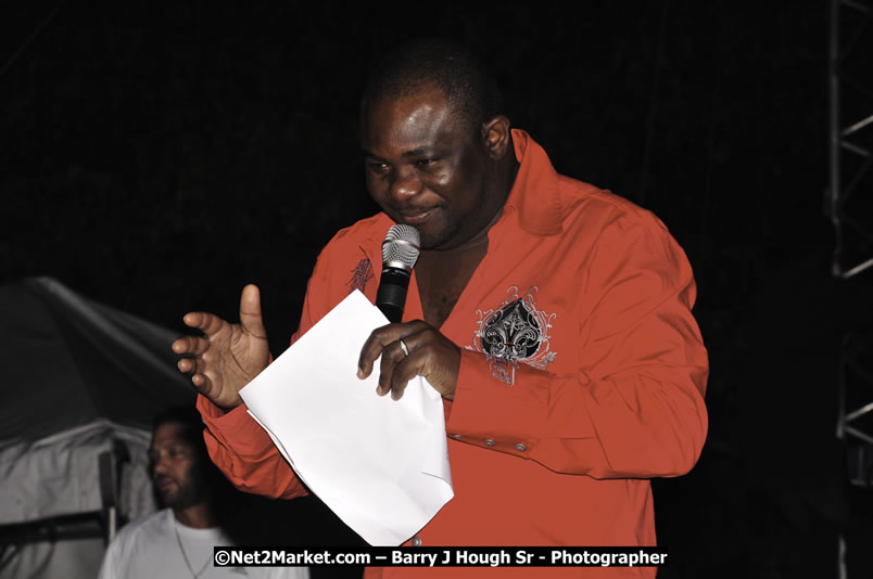 Bonafide @ Red Stripe Reggae Sumfest 2008 International Night 2, Catherine Hall, Montego Bay - Saturday, July 19, 2008 - Reggae Sumfest 2008 July 13 - July 19, 2008 - Photographs by Net2Market.com - Barry J. Hough Sr. Photojournalist/Photograper - Photographs taken with a Nikon D300 - Negril Travel Guide, Negril Jamaica WI - http://www.negriltravelguide.com - info@negriltravelguide.com...!