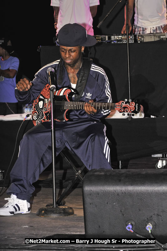 Lil Wayne @ Red Stripe Reggae Sumfest 2008 International Night 2, Catherine Hall, Montego Bay - Saturday, July 19, 2008 - Reggae Sumfest 2008 July 13 - July 19, 2008 - Photographs by Net2Market.com - Barry J. Hough Sr. Photojournalist/Photograper - Photographs taken with a Nikon D300 - Negril Travel Guide, Negril Jamaica WI - http://www.negriltravelguide.com - info@negriltravelguide.com...!