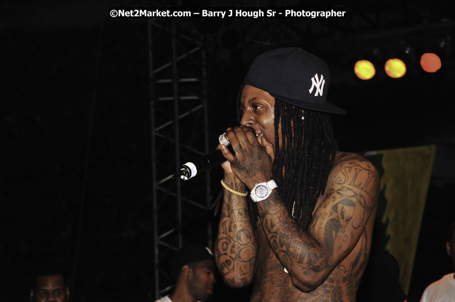 Lil Wayne @ Red Stripe Reggae Sumfest 2008 International Night 2, Catherine Hall, Montego Bay - Saturday, July 19, 2008 - Reggae Sumfest 2008 July 13 - July 19, 2008 - Photographs by Net2Market.com - Barry J. Hough Sr. Photojournalist/Photograper - Photographs taken with a Nikon D300 - Negril Travel Guide, Negril Jamaica WI - http://www.negriltravelguide.com - info@negriltravelguide.com...!