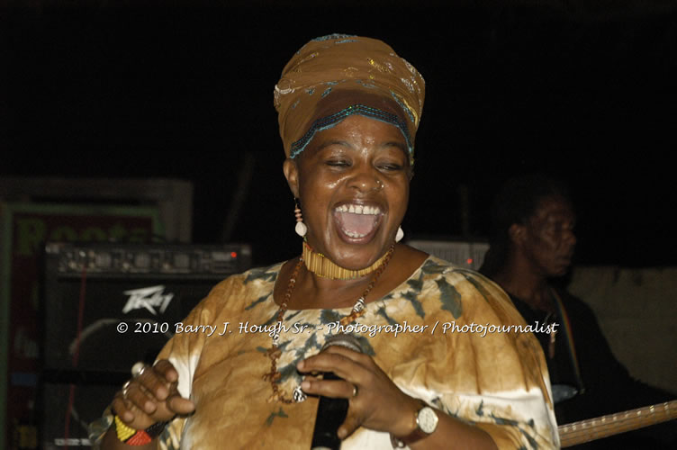 Toots and the Maytals - Grammy Award Winner @ Negril Fest - Presented by Money Cologne Promotions - Special Guest Star Jamaica Michael Jackson, Stama, Adeebe - Backed by Hurricane Band, MC Rev. BB on January 6, 2010 @ Roots Bamboo, Norman Manley Boulevard, Negril, Westmoreland, Jamaica W.I. - Photographs by Net2Market.com - Barry J. Hough Sr, Photographer/Photojournalist - The Negril Travel Guide - Negril's and Jamaica's Number One Concert Photography Web Site with over 40,000 Jamaican Concert photographs Published -  Negril Travel Guide, Negril Jamaica WI - http://www.negriltravelguide.com - info@negriltravelguide.com...!