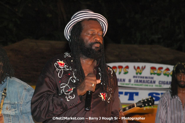 Tarrus Riley, Jimmy Riley, and Dwayne Stephensen - Money Cologne Promotions in association with "British Link Up" presents Summer Jam featuring She's Royal Tarrus Riley & Jimmy Riley - Plus Ras Slick, Sham Dawg, and Whiskey Bagio @ Roots Bamboo, Norman Manley Boulevard, Negril, Jamaica W.I. - Backed up Dean Fraser & The Hurricanne Band - MC Barry G and Rev. BB - July 25, 2007 - Negril Travel Guide.com, Negril Jamaica WI - http://www.negriltravelguide.com - info@negriltravelguide.com...!