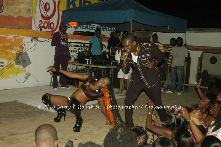 Busy Signal & Kip Rich- Also featuring: Mona Lisa and Crystal Axe @ Striptease Night Club, Scrub-A-Dub Car Wash, , Whitehall, Negril, Westmoreland, Jamaica W.I. - Photographs by Net2Market.com - Barry J. Hough Sr, Photographer/Photojournalist - The Negril Travel Guide - Negril's and Jamaica's Number One Concert Photography Web Site with over 40,000 Jamaican Concert photographs Published -  Negril Travel Guide, Negril Jamaica WI - http://www.negriltravelguide.com - info@negriltravelguide.com...!