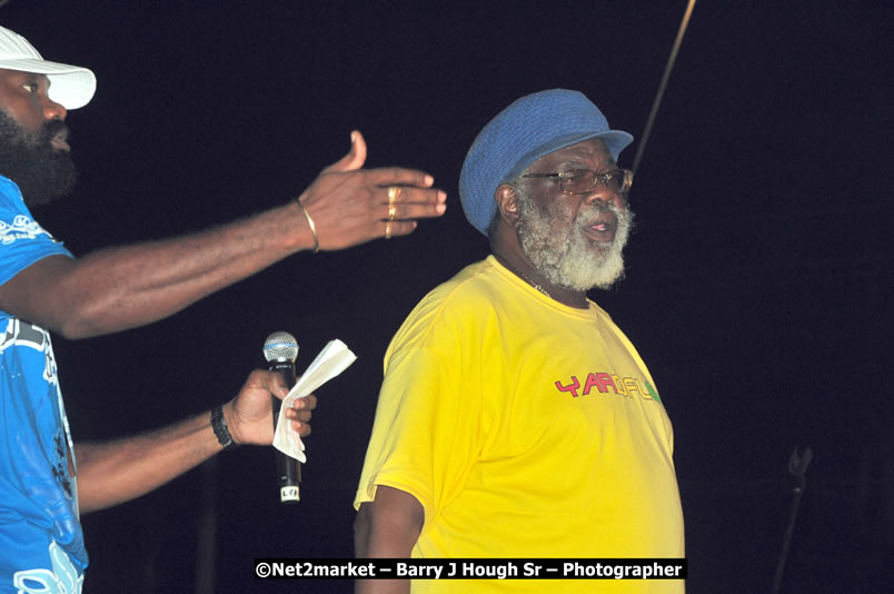 Coco T @ Unite The People An International Reggae Fest, Featuring: Beres Hammond, Coco T, Queen Ifrica, Khalil, Cameal Davis, Iley Dread, Rochelle, Geoffrey Star, Ras Penco, Kool DeLoy, Otis Gayle, J.McKay, Tiney Winey, Venue at Norman Manley Boulevard, Negril, Westmoreland, Jamaica - Saturday, April 4, 2009 - Photographs by Net2Market.com - Barry J. Hough Sr, Photographer/Photojournalist - Negril Travel Guide, Negril Jamaica WI - http://www.negriltravelguide.com - info@negriltravelguide.com...!