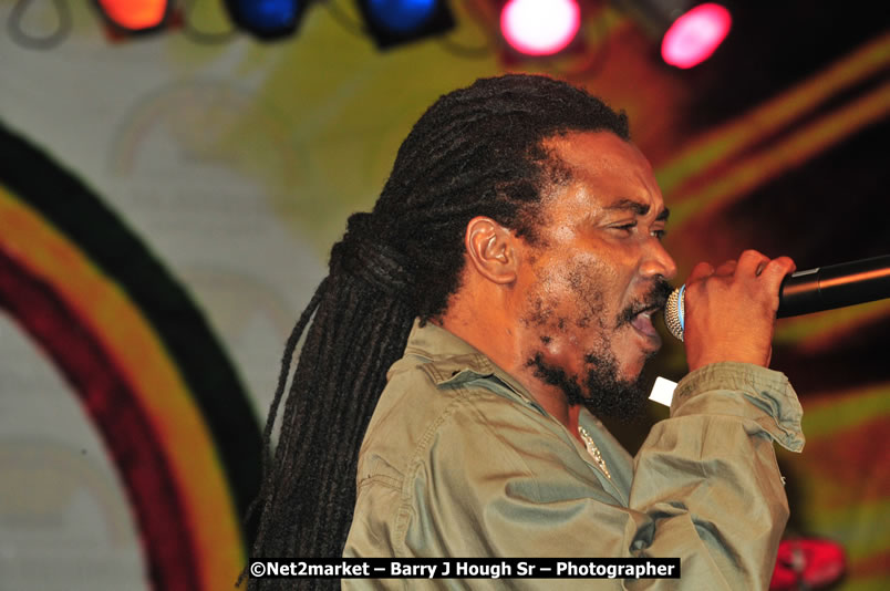 Unite The People An International Reggae Fest, Featuring: Beres Hammond, Coco T, Queen Ifrica, Khalil, Cameal Davis, Iley Dread, Rochelle, Geoffrey Star, Ras Penco, Kool DeLoy, Otis Gayle, J.McKay, Tiney Winey, Venue at Norman Manley Boulevard, Negril, Westmoreland, Jamaica - Saturday, April 4, 2009 - Photographs by Net2Market.com - Barry J. Hough Sr, Photographer/Photojournalist - Negril Travel Guide, Negril Jamaica WI - http://www.negriltravelguide.com - info@negriltravelguide.com...!