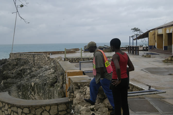 W orld Famous - Rick's Cafe - Negril's West End Cliffs - After Ivan - Negril Travel Guide, Negril Jamaica WI - http://www.negriltravelguide.com - info@negriltravelguide.com...!